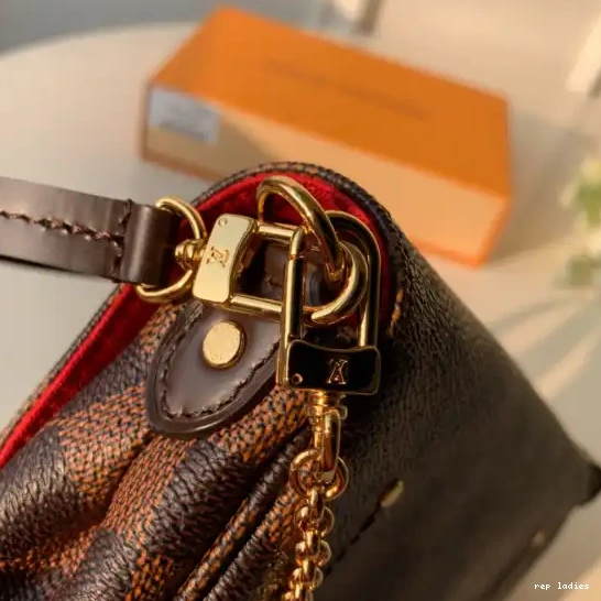 Cheap Louis Favorite Vuitton PM 0624